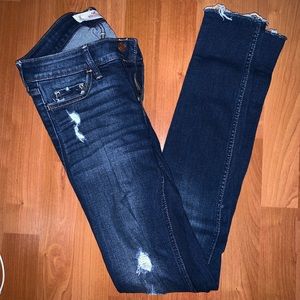 distressed skinny jeans